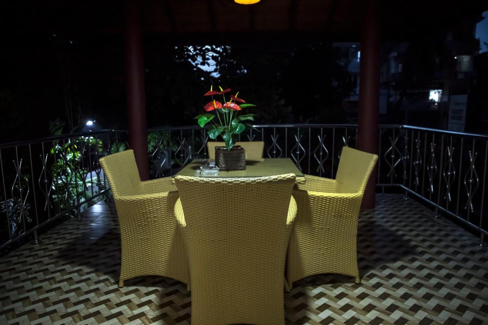 Golden Star Guest House Джафна Экстерьер фото