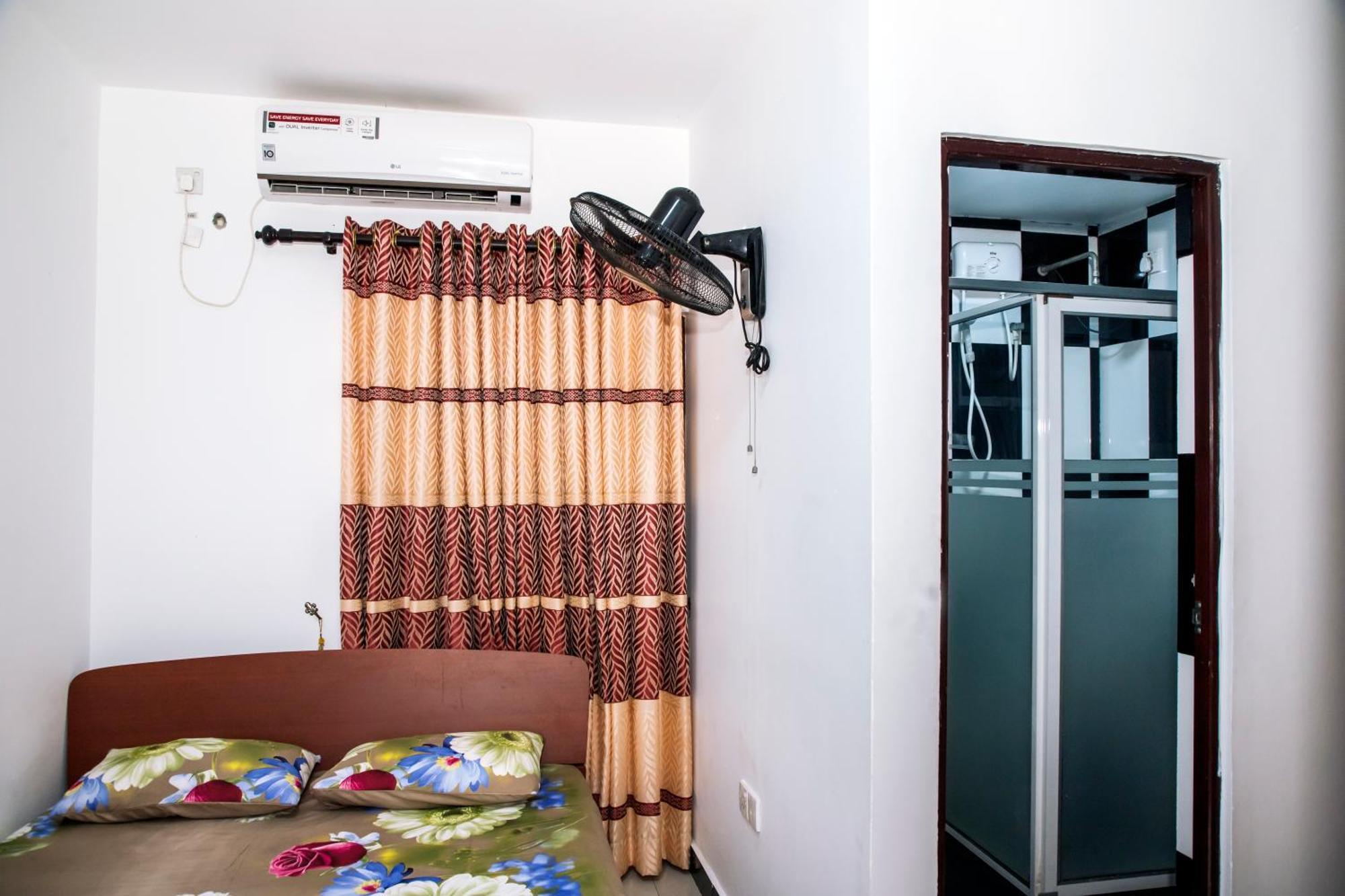 Golden Star Guest House Джафна Экстерьер фото