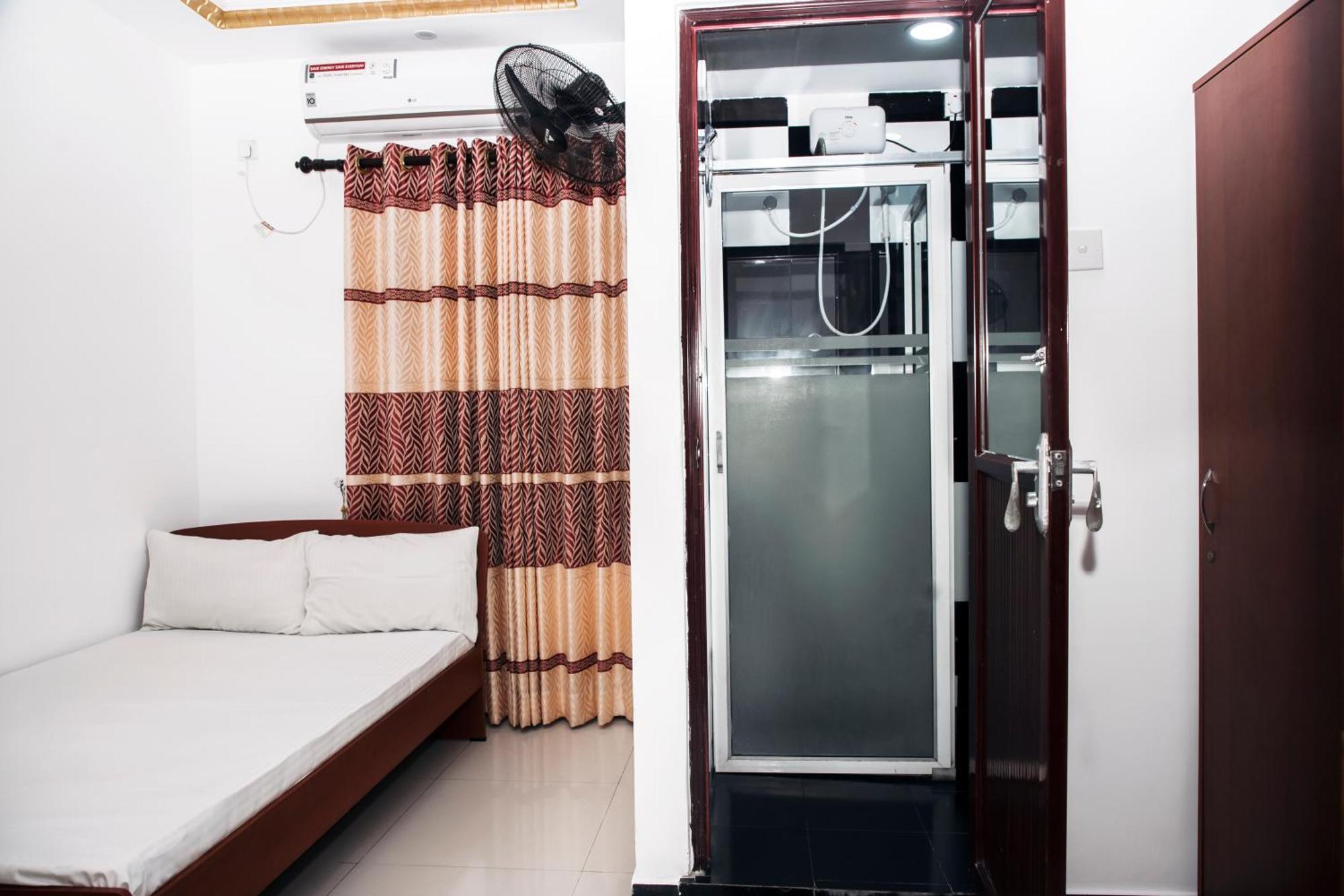 Golden Star Guest House Джафна Экстерьер фото